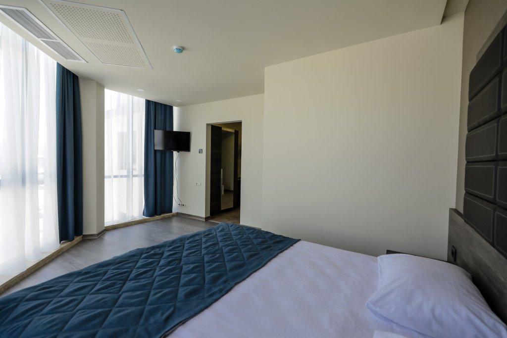 Hotel Bien Erivan